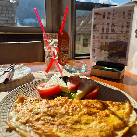 Caffe Pizzeria I Apartmani Bona Fides Nm Nova Varos Bagian luar foto